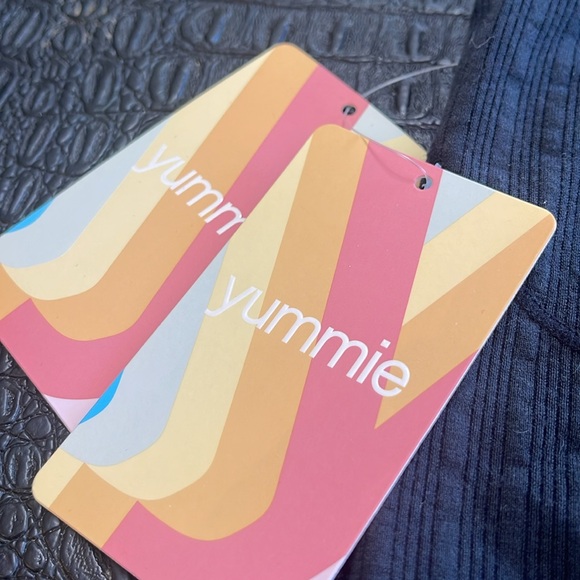 Yummie Black Sports Bra Top Cotton Rib Seamless Size L /XL - Picture 2 of 8